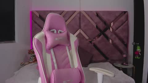 Ana online show from November 30, 2025, 12:14 am