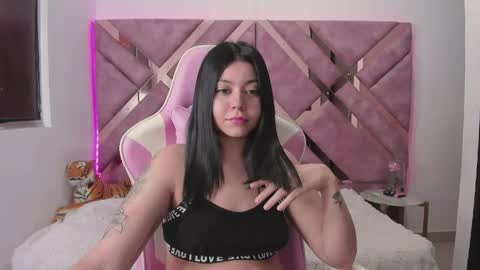 Snapshot of tigerbaby_ chatting on June 7, 2026, 3:05 pm Ana online show from June 7, 2026, 3:05 pm