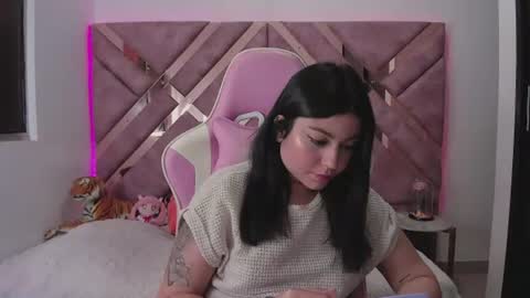 Snapshot of tigerbaby_ chatting on June 10, 2026, 6:40 pm Ana online show from June 10, 2026, 6:40 pm