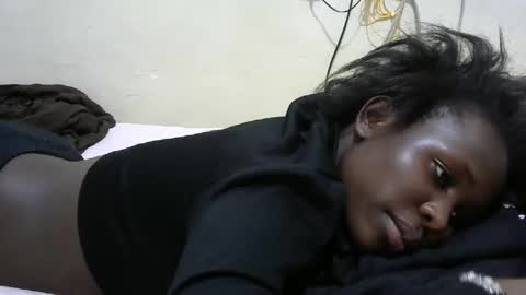 tight_pussie online show from October 31, 2025, 7:04 pm