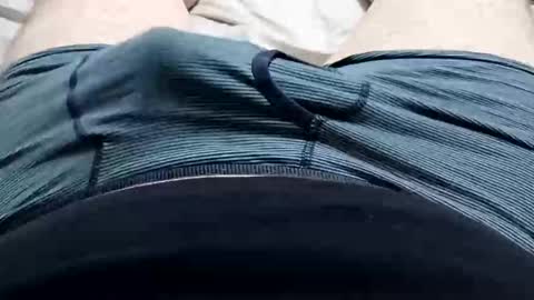 Snapshot of tightsmanuk91 chatting on April 23, 2026, 7:41 am Tightsmaleuk.pantyhosehairymale online show from April 23, 2026, 7:41 am