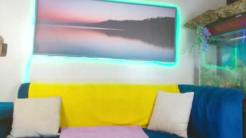 tigress_001 online show from October 27, 2025, 8:57 pm