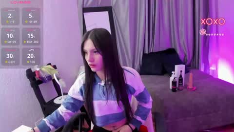 Snapshot of tiinajonus_ chatting on June 12, 2026, 4:44 am tiinajonus_ online show from June 12, 2026, 4:44 am