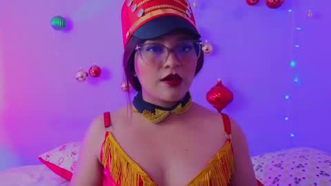 Tila Tequila online show from December 26, 2024, 1:18 am