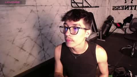Snapshot of tim__fox chatting on May 22, 2026, 12:33 pm Tim Fox online show from May 22, 2026, 12:33 pm