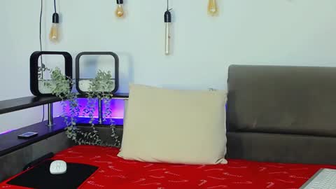 ask me online show from January 17, 2025, 10:56 pm