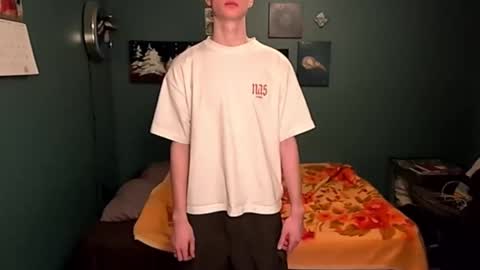 timberelove online show from March 12, 2026, 3:23 am