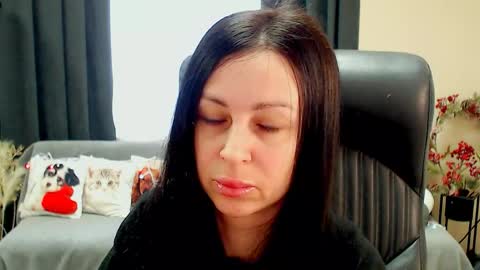 Luisa online show from March 26, 2026, 9:15 am