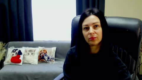 Luisa online show from April 2, 2026, 7:50 am