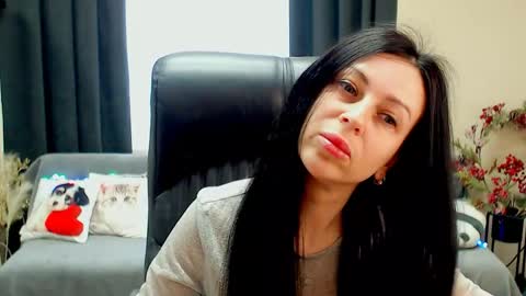 Luisa online show from April 8, 2026, 7:41 am