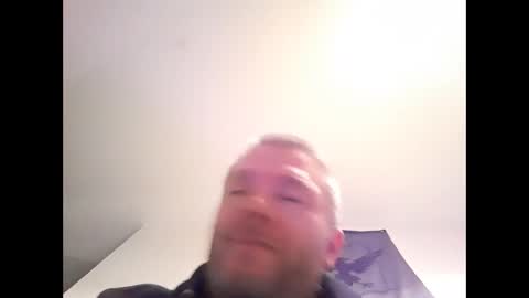 timgeil7890 online show from November 7, 2025, 8:53 pm