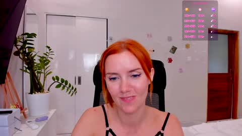 Snapshot of timissi chatting on January 2, 2025, 5:24 am Timis but I prefer you whisper to my ear my girl online show from January 2, 2025, 5:24 am