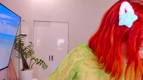 Snapshot of timissi chatting on January 31, 2025, 1:33 am Timis but I prefer you whisper to my ear my girl online show from January 31, 2025, 1:33 am