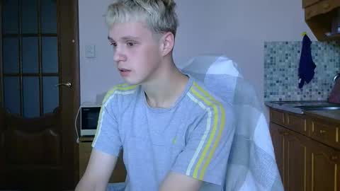 Tim WhiteS online show from October 23, 2025, 5:51 am