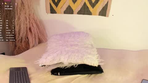 Timothy 21 years old online show from March 10, 2025, 11:38 pm