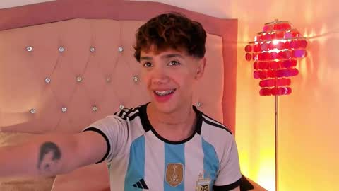 Timothy 21 years old online show from September 14, 2025, 4:11 am