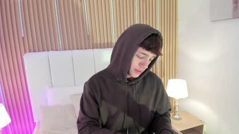 Timothy 21 years old online show from February 25, 2026, 8:51 pm