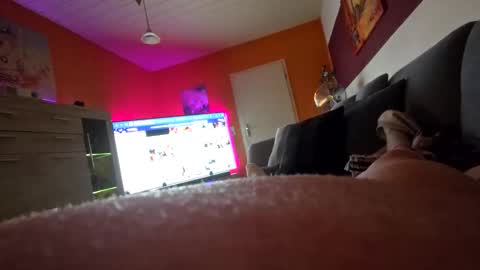 timschmidt112021 online show from January 9, 2026, 1:52 am