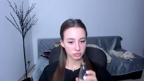 Snapshot of tina_tin85 chatting on June 22, 2026, 9:34 pm tina online show from June 22, 2026, 9:34 pm