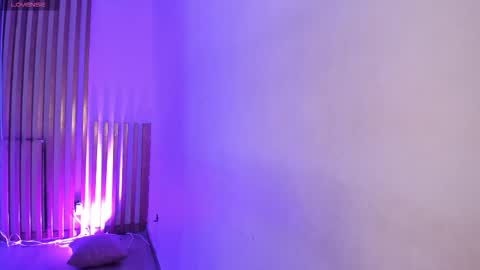 Tina  online show from January 19, 2026, 4:05 am