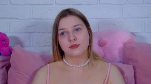 TinaBurton online show from April 8, 2026, 4:18 pm