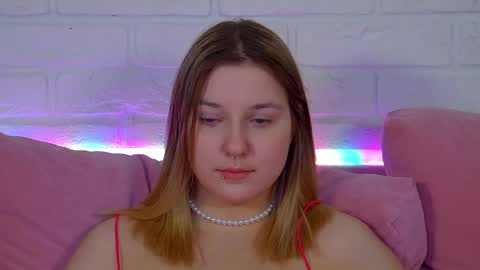 Snapshot of tinaburton chatting on April 30, 2026, 5:19 pm TinaBurton online show from April 30, 2026, 5:19 pm