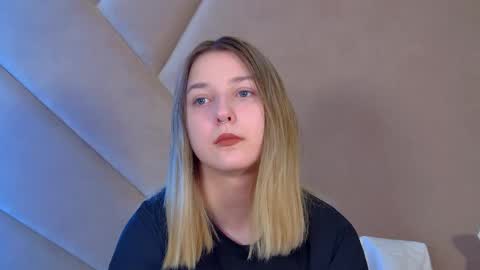 Snapshot of tinaburton chatting on May 12, 2026, 4:15 pm TinaBurton online show from May 12, 2026, 4:15 pm
