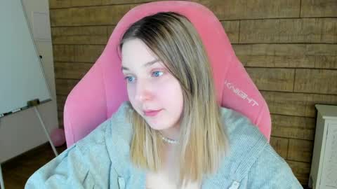 Snapshot of tinaburton chatting on May 31, 2026, 6:09 pm TinaBurton online show from May 31, 2026, 6:09 pm