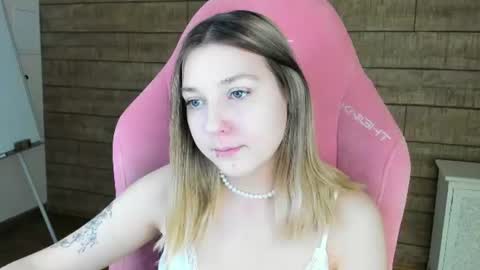 Snapshot of tinaburton chatting on June 10, 2026, 4:50 pm TinaBurton online show from June 10, 2026, 4:50 pm