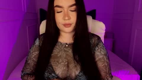 hi im curvy babyface girlie Tina online show from March 27, 2026, 8:26 am