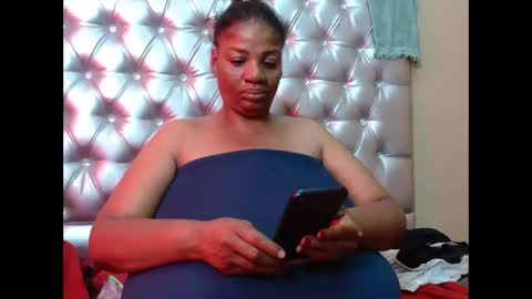 tinagiant online show from September 11, 2025, 10:26 am