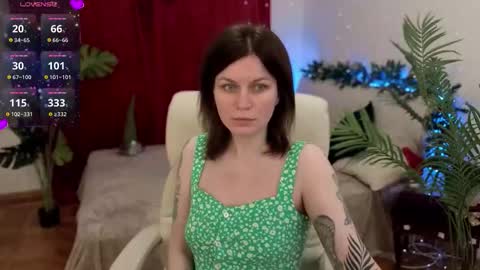 TinaMelt online show from November 16, 2025, 4:45 pm