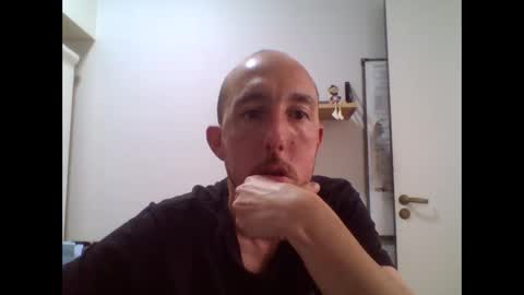 tinchox42 online show from March 14, 2026, 12:10 pm