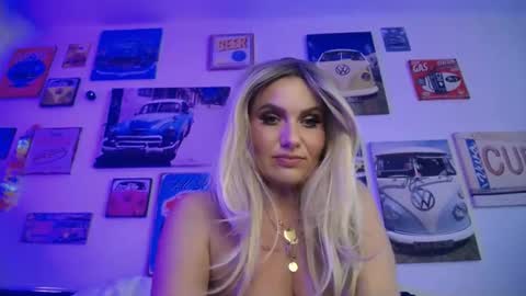 tinkerbell822 online show from March 10, 2025, 4:35 pm