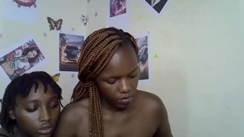 tinnie_e online show from January 8, 2026, 10:01 pm