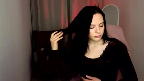 RebeccaBlooms online show from October 9, 2025, 10:30 pm