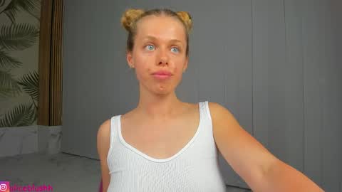 Alice ONLINE TOMORROW 1100-1700 GMT3 online show from April 18, 2026, 7:58 pm