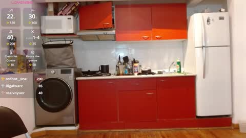 Tiny Caroline online show from February 26, 2025, 10:42 pm