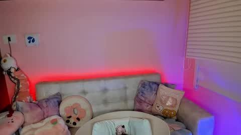 tiny_cora online show from March 27, 2026, 5:01 pm