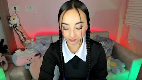 tiny_cora online show from May 9, 2026, 4:34 pm