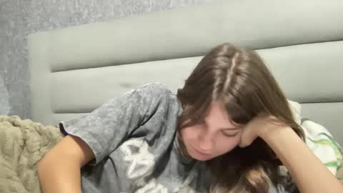 Gloria online show from October 3, 2025, 3:36 am