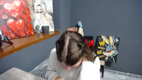 Gloria online show from October 14, 2025, 6:03 am