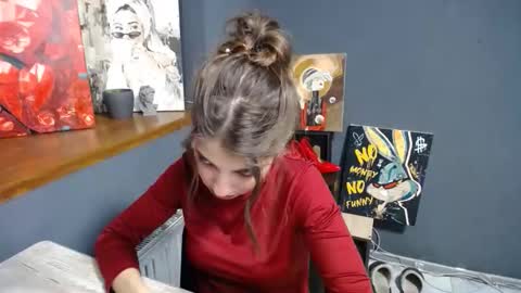 Gloria online show from December 5, 2025, 7:50 am