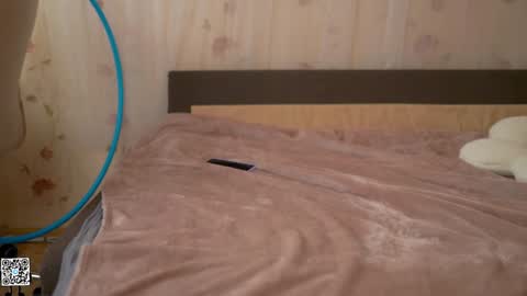 Lyssa     online show from January 31, 2025, 12:40 pm