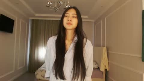 Snapshot of tinykawaii chatting on July 2, 2026, 3:23 am Tina extra tips in PVT online show from July 2, 2026, 3:23 am