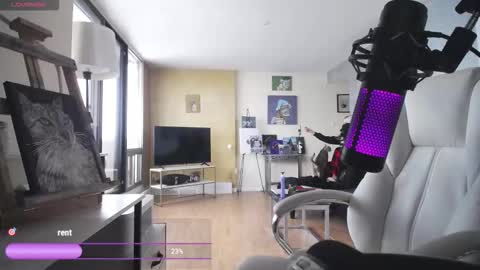 stage Kylie Sinner  brand CLITBAIT online show from March 23, 2026, 8:46 pm