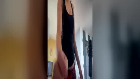 stage Kylie Sinner  brand CLITBAIT online show from June 12, 2026, 5:12 pm