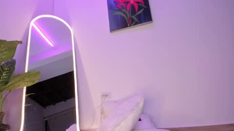 Snapshot of tinymoon_ chatting on March 1, 2025, 2:26 am Luna online show from March 1, 2025, 2:26 am