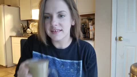 tinywithtiddies online show from November 6, 2025, 1:01 pm