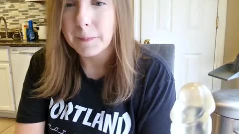 Snapshot of tinywithtiddies chatting on March 27, 2026, 2:50 pm tinywithtiddies online show from March 27, 2026, 2:50 pm